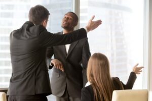 Racismo no ambiente de trabalho: entenda o que as empresas devem fazer